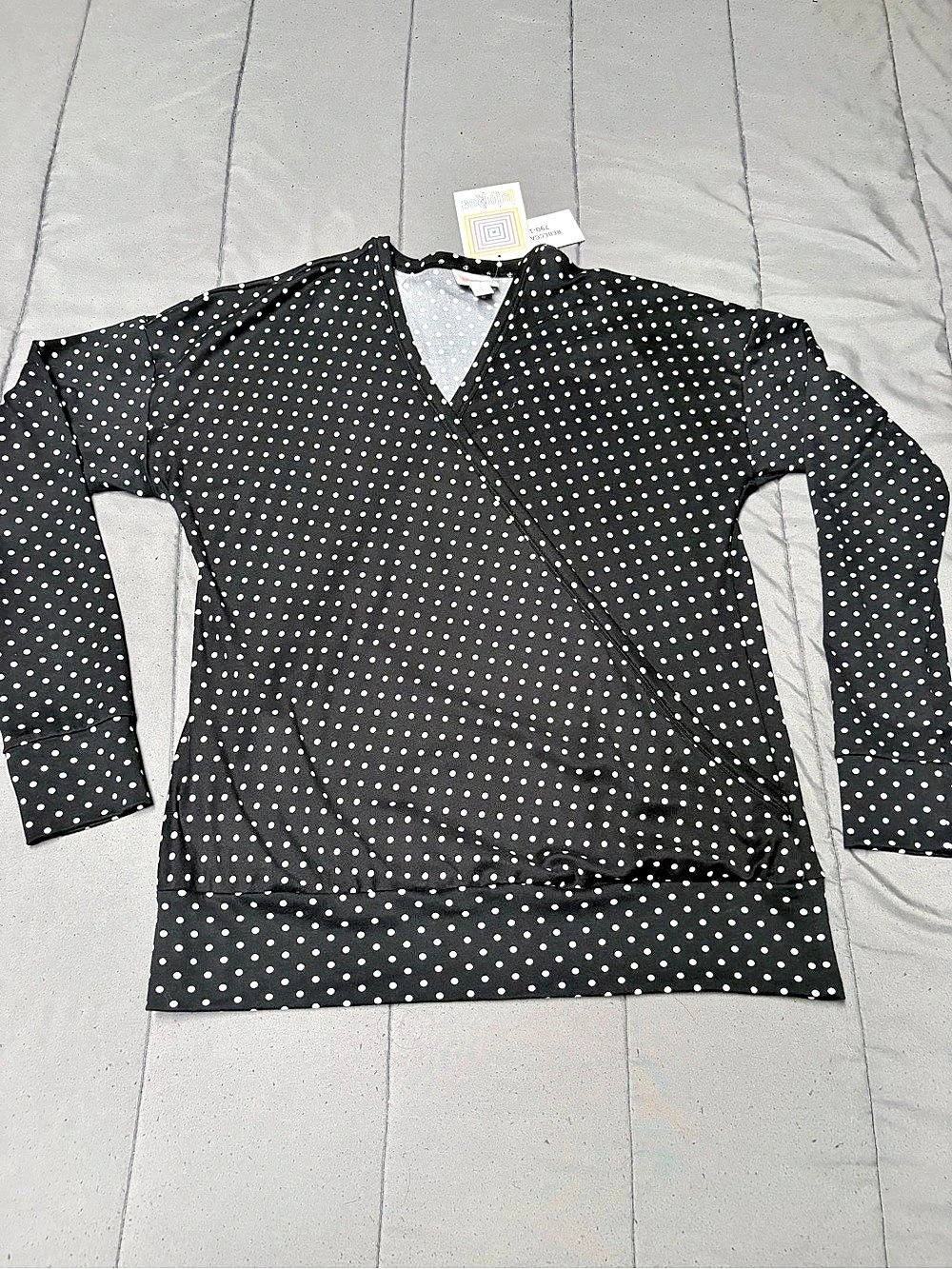 LuLaRoe Rebecca Polka Dot Wrap Blouse in Black & White Size Small NWT